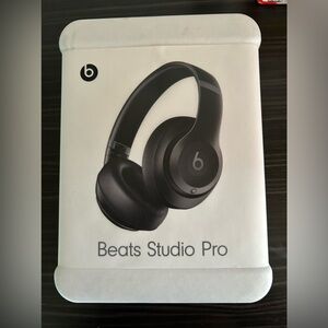 Beats Studio pro